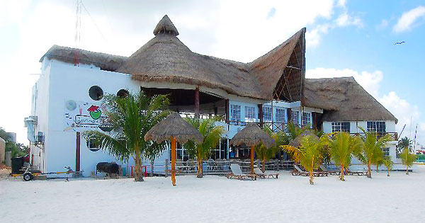 Cancun Charters Special Offer: Cocos and Grill Beach Club